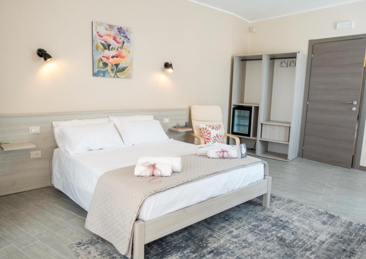 Green Guest House Ористано Екстер'єр фото