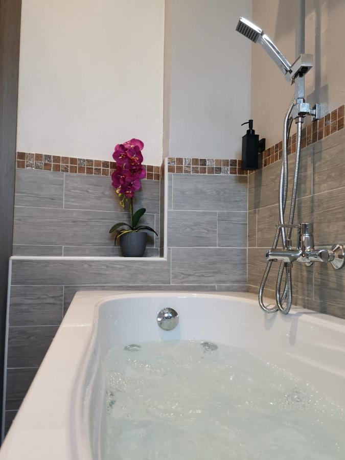 Green Guest House Ористано Екстер'єр фото