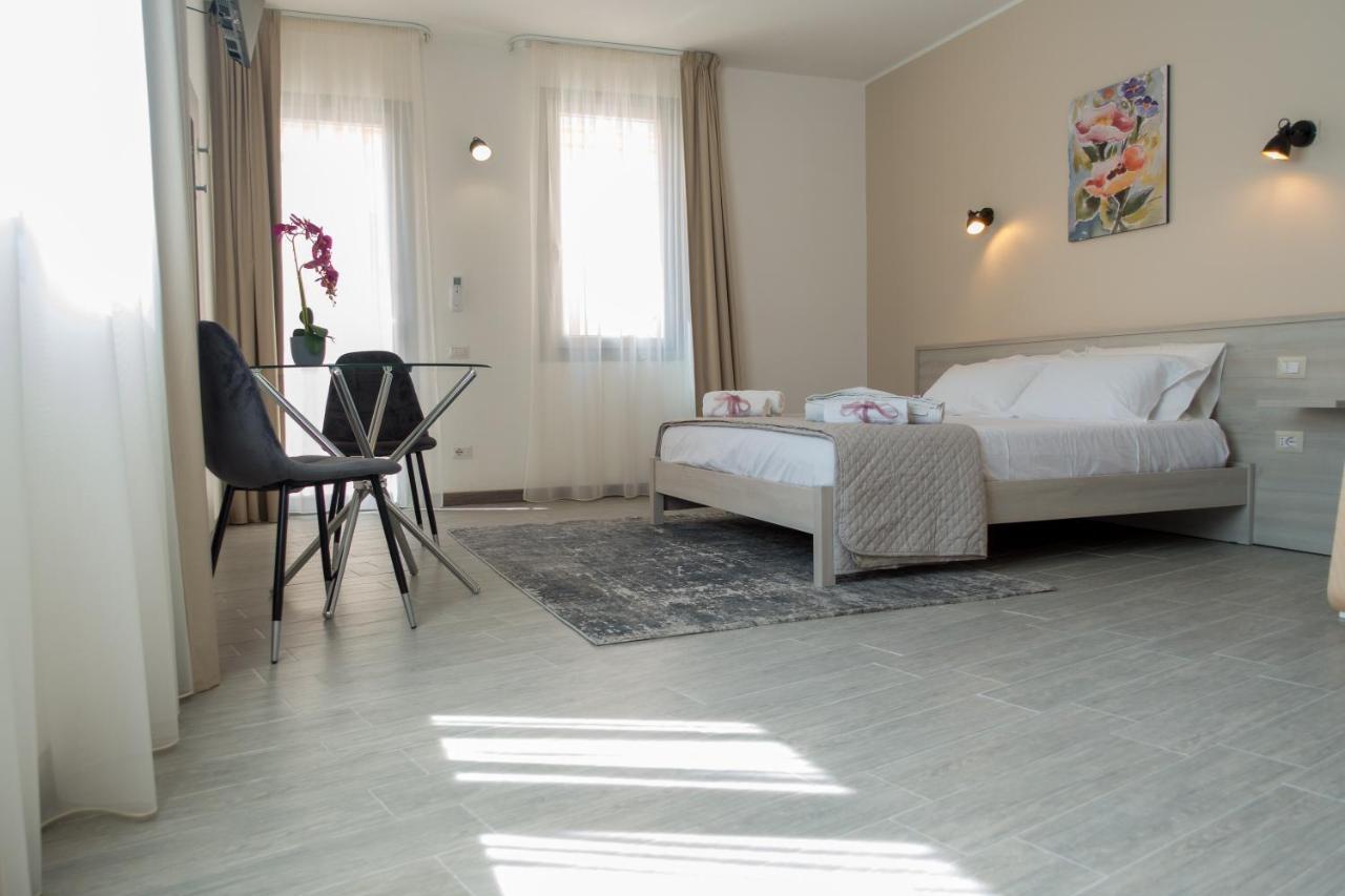 Green Guest House Ористано Екстер'єр фото