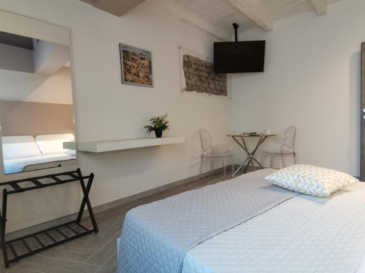 Green Guest House Ористано Екстер'єр фото